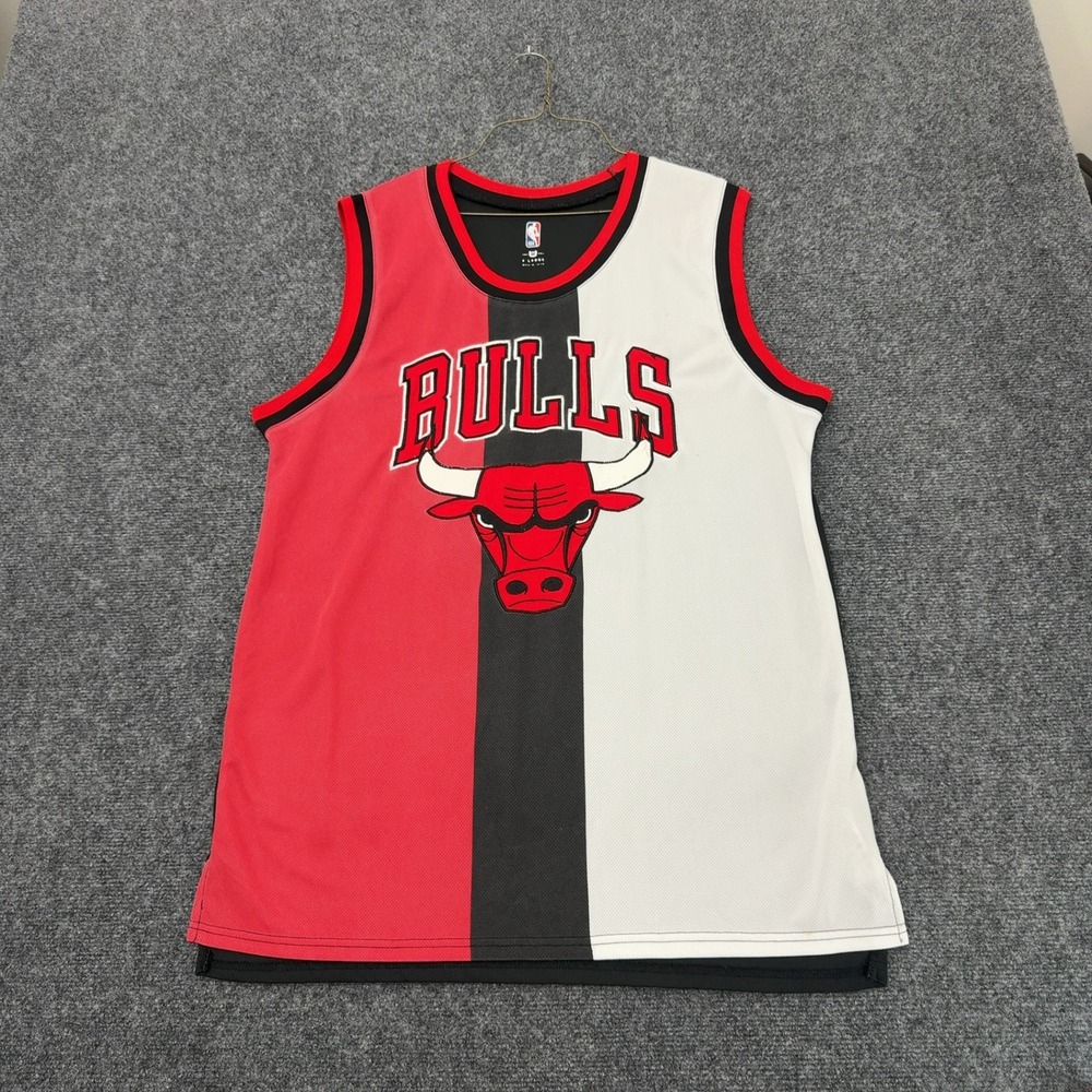 Chicago Bulls UNK Jersey Mens XL Red White Black Polyester Colorblock Basketball